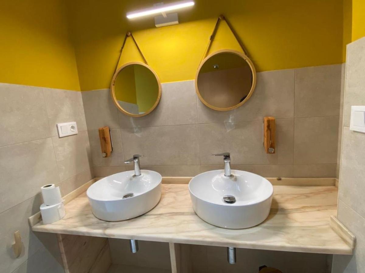 O Teu Sitio Vandrarhem Ribadeo Exteriör bild